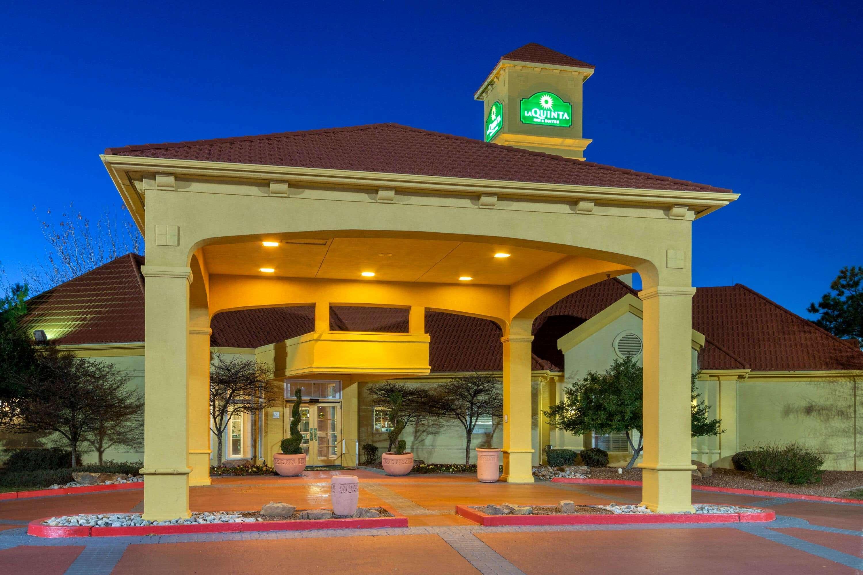 La Quinta By Wyndham Albuquerque West Hotel Exterior photo